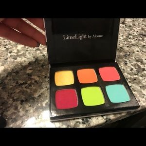 limelight by alcone lottie pallet